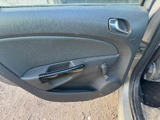 Opel Corsa D picture 30