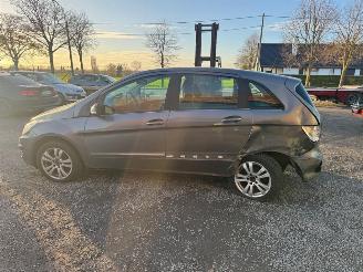 Mercedes B-klasse  picture 8