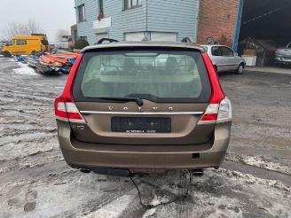 Volvo V-70  picture 6