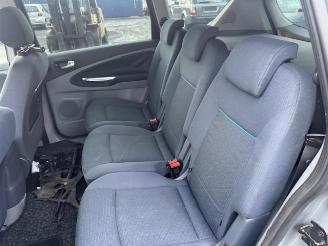 Ford S-Max  picture 27