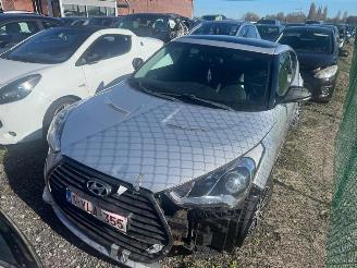 Coche accidentado Hyundai Veloster  2013/9