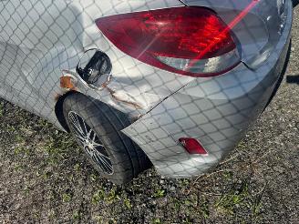 Hyundai Veloster  picture 7