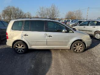 Volkswagen Touran  picture 3