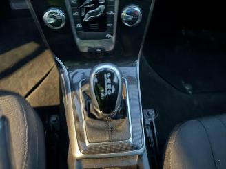 Volvo V-40  picture 12