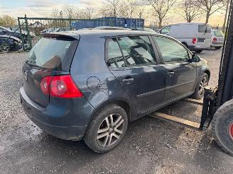 Volkswagen Golf V picture 3