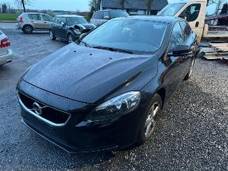 Vrakbiler auto Volvo V-40  2017/2