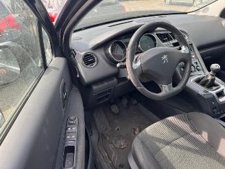 Peugeot 5008 I  STYLE picture 10