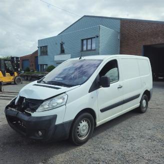 krockskadad bil auto Citroën Jumpy III 2012/12