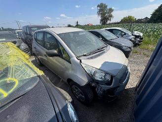 skadebil auto Kia Venga  2010/7