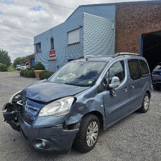 uszkodzony samochody osobowe Citroën Berlingo II 2011/9