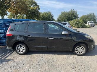 Renault Scenic  picture 4