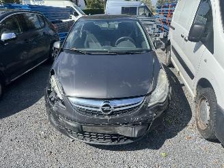 Unfallwagen Opel Corsa  2012/7