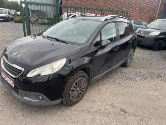skadebil auto Peugeot 2008  2014/5