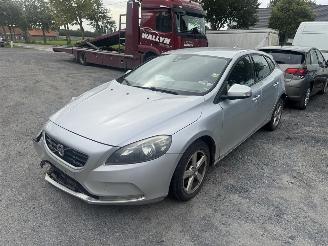 Coche accidentado Volvo V-40 V 40 KINETIC 2014/6