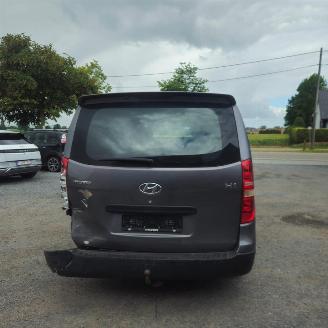 Hyundai H-1  picture 15