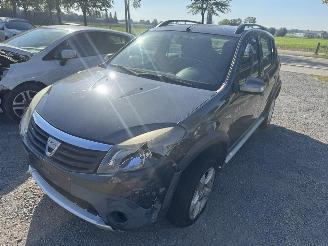 uszkodzony samochody osobowe Dacia Sandero  2009/12
