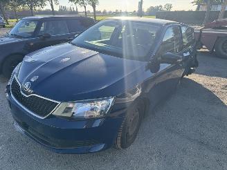 Coche accidentado Skoda Fabia  2017/10