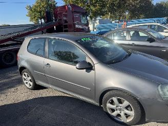 Volkswagen Golf V picture 11