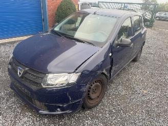 uszkodzony samochody osobowe Dacia Sandero  2014/6