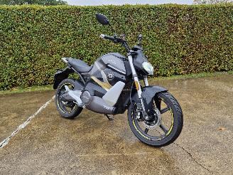 skadebil bromfiets Super Soco  STREET HUNTER 45KM 2023/1