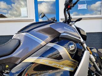 Super Soco  TSX STREETHUNTER picture 6