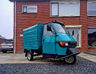 krockskadad bil bromfiets Piaggio  APE VAN 50 AZURO BAY 2018/4