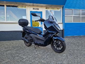 Unfallwagen Kymco  SKY TOWN 2025/9