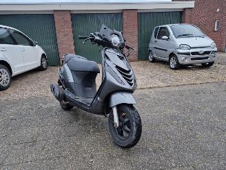 Piaggio  ZIP BROM picture 17