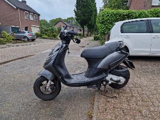 Piaggio  ZIP BROM picture 13