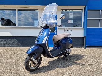Vespa  PRIMAVERA 1 EIGENAAR picture 12