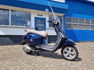 Vespa  PRIMAVERA 1 EIGENAAR picture 4