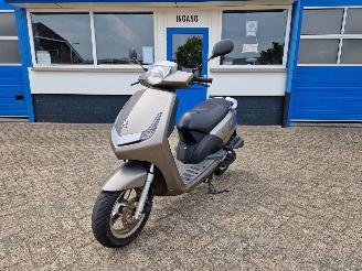Peugeot  NEW VIVACITY 4 TAKT picture 11