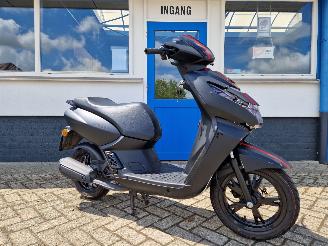 Peugeot  KISBEE picture 4