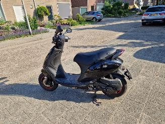 Piaggio  ZIP 45KM picture 5