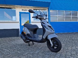 Piaggio  ZIP 45KM BROM E5 picture 15