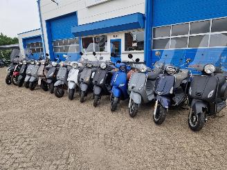 Yamaha  NEW IN !! picture 9