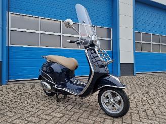 Vespa  PRIMAVERA 125 picture 3