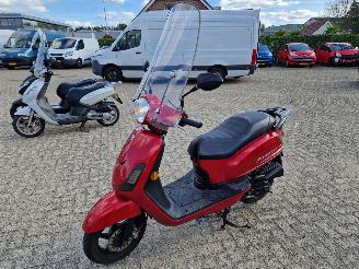 skadebil bromfiets Sym  FIDDLE II 2020/6