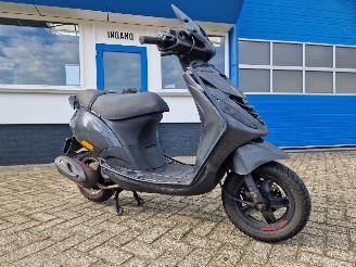 Piaggio  ZIP BROM 45KM picture 3