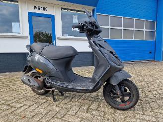 Piaggio  ZIP BROM 45KM picture 4