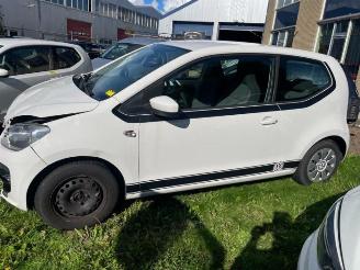 Volkswagen Up! Up! (121), Hatchback, 2011 1.0 12V 60 picture 2