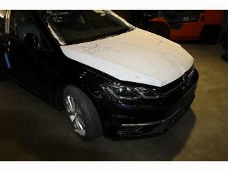 Volkswagen Golf  picture 2