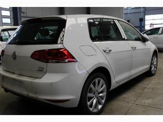 Volkswagen Golf  picture 4