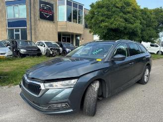 Uttjänta bilar auto Skoda Octavia Octavia Combi (NXAC), Combi 5-drs, 2019 1.0 TSI 12V 2021/1