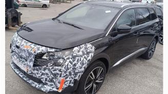 Coche siniestrado Peugeot 5008  2022