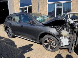 Ford Focus Focus 4 Wagon, Combi, 2018 / 2025 1.0 Ti-VCT EcoBoost 12V 125 picture 6