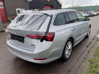 Skoda Octavia Octavia Combi (NXAC), Combi 5-drs, 2019 1.0 TSI e-TEC 12V picture 5