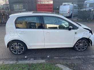 Volkswagen Up! Up! (121), Hatchback, 2011 1.0 12V 75 picture 6