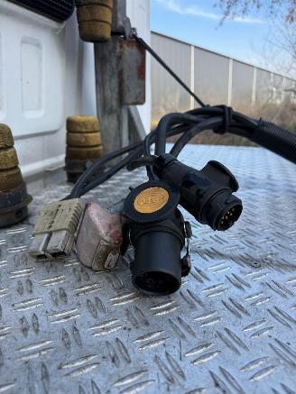 Ford Transit TREKKER CC 350M 2.2 TDCI Ambiente DC picture 16