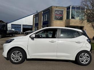 Hyundai I-10 i10, Hatchback, 2019 1.0 12V picture 2